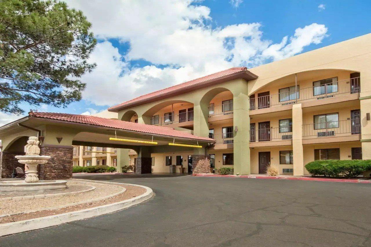 Quality Inn Airport East El Paso Exterior photo
